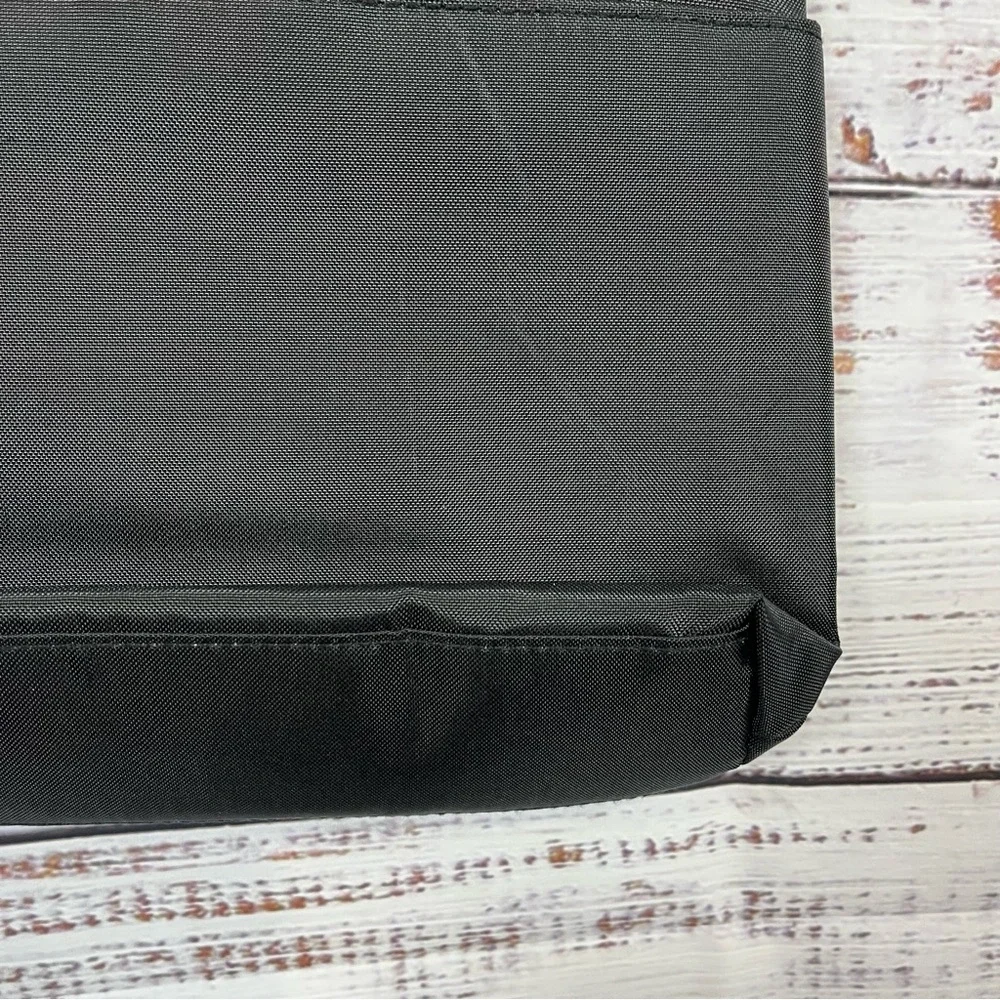 Baggallini Tucson Black Anti Theft RFID Crossbody Purse